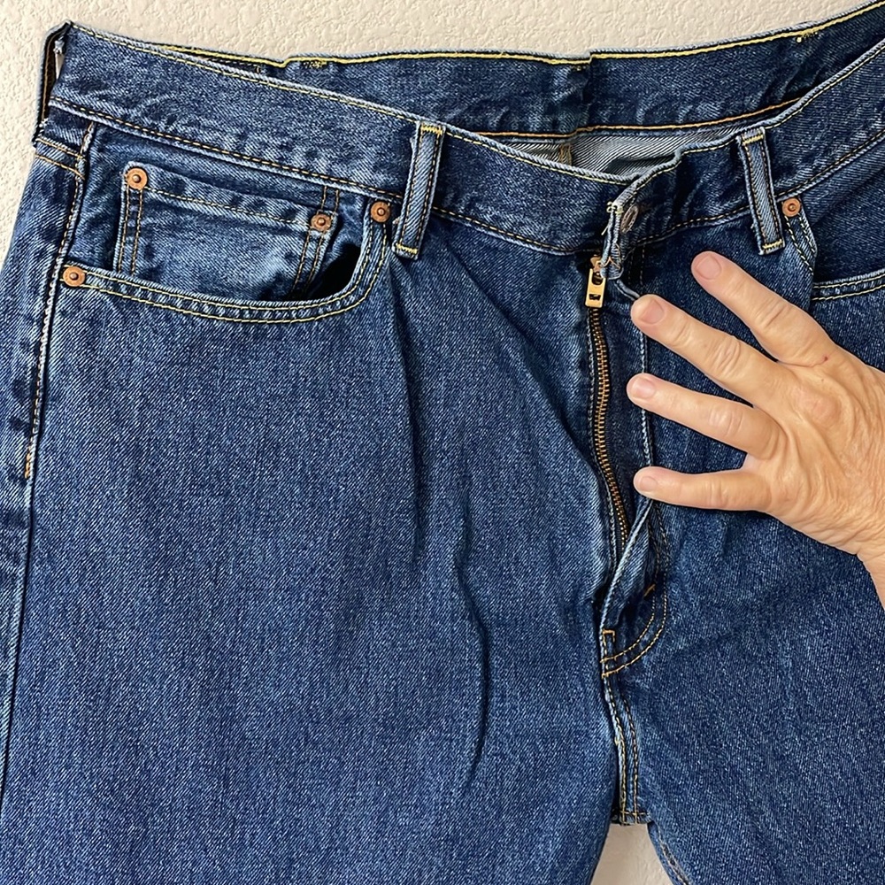 Levi’s 505’s Size W42 x L34 Zipper Fly - Picture 2 of 11